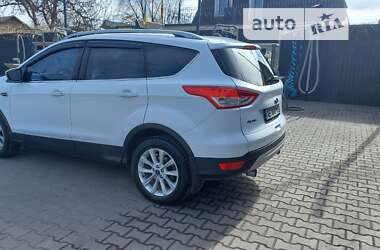 Внедорожник / Кроссовер Ford Kuga 2015 в Каменском