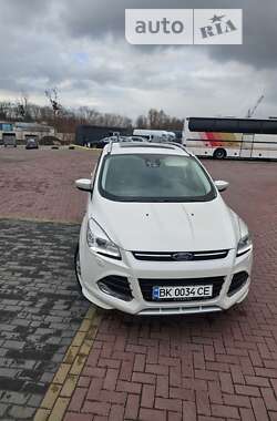 Внедорожник / Кроссовер Ford Kuga 2014 в Ровно