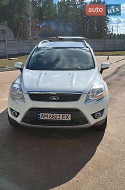Внедорожник / Кроссовер Ford Kuga 2011 в 