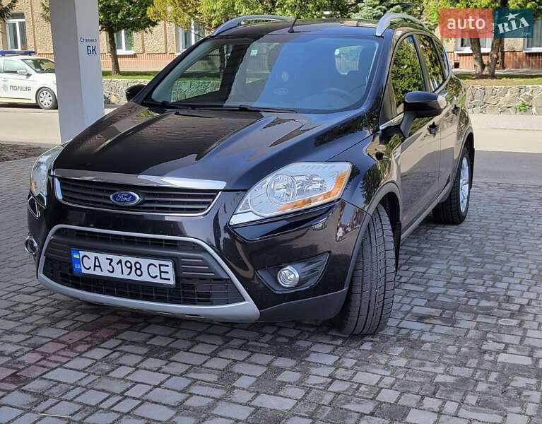 Внедорожник / Кроссовер Ford Kuga 2010 в Корсуне-Шевченковском фото 4 Внедорожник / Кроссовер Ford Kuga 2010 в Корсуне-Шевченковском