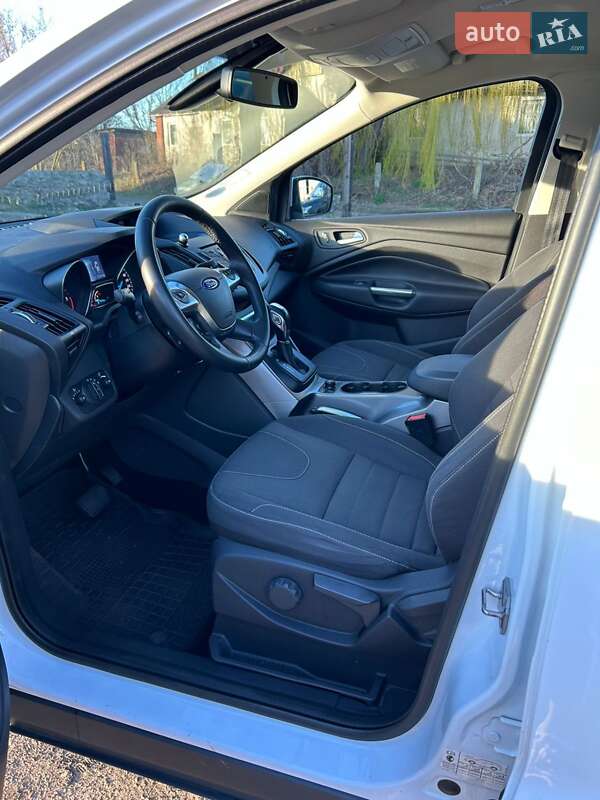 Внедорожник / Кроссовер Ford Kuga 2013 в Бродах фото 8 Внедорожник / Кроссовер Ford Kuga 2013 в Бродах