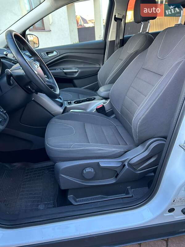 Внедорожник / Кроссовер Ford Kuga 2013 в Бродах фото 25 Внедорожник / Кроссовер Ford Kuga 2013 в Бродах