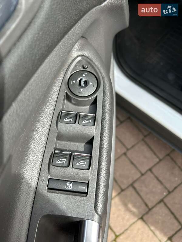 Внедорожник / Кроссовер Ford Kuga 2013 в Бродах фото 34 Внедорожник / Кроссовер Ford Kuga 2013 в Бродах