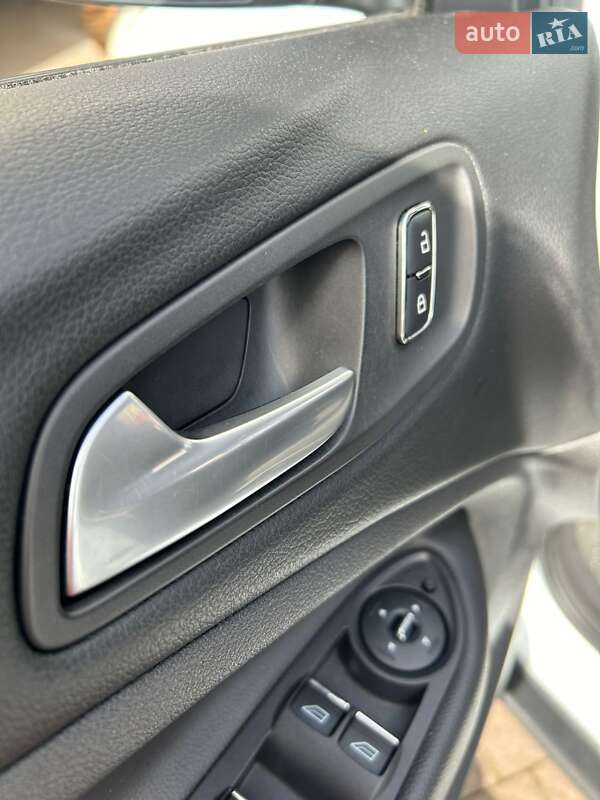 Внедорожник / Кроссовер Ford Kuga 2013 в Бродах фото 43 Внедорожник / Кроссовер Ford Kuga 2013 в Бродах