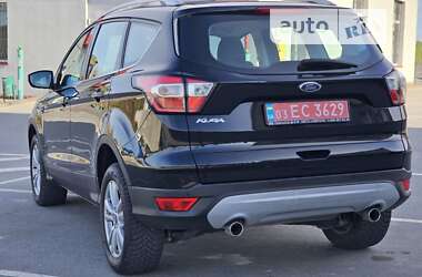 Внедорожник / Кроссовер Ford Kuga 2019 в Тернополе