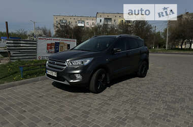 Внедорожник / Кроссовер Ford Kuga 2017 в Кропивницком