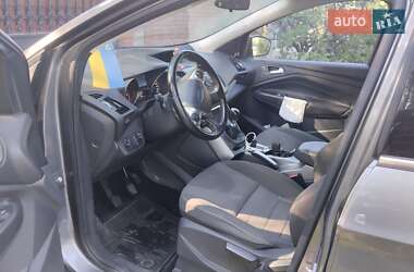 Позашляховик / Кросовер Ford Kuga 2013 в 