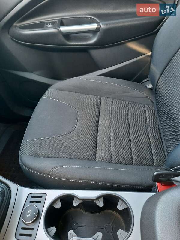 Внедорожник / Кроссовер Ford Kuga 2015 в Каменском