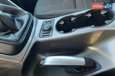 Внедорожник / Кроссовер Ford Kuga 2015 в Каменском