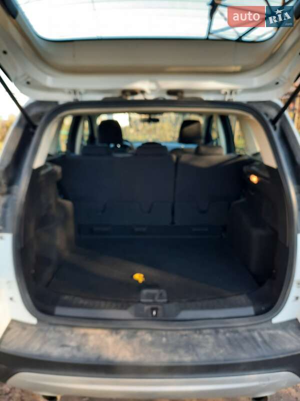 Внедорожник / Кроссовер Ford Kuga 2015 в Каменском
