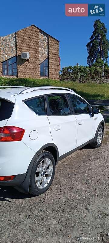 Внедорожник / Кроссовер Ford Kuga 2010 в Киеве