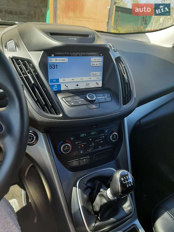 Внедорожник / Кроссовер Ford Kuga 2017 в Полтаве