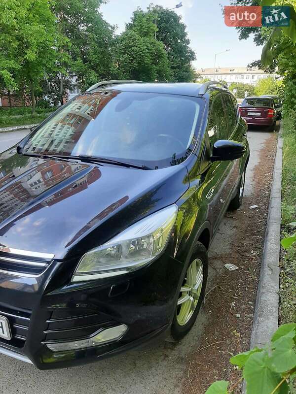 Внедорожник / Кроссовер Ford Kuga 2015 в Хмельницком