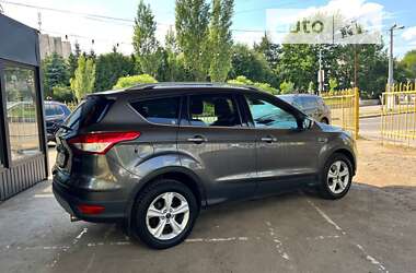 Позашляховик / Кросовер Ford Kuga 2016 в Львові