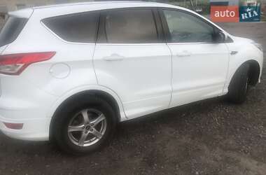 Внедорожник / Кроссовер Ford Kuga 2015 в Яворове