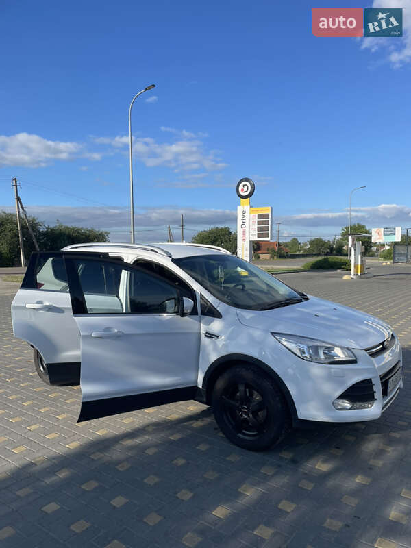 Позашляховик / Кросовер Ford Kuga 2014 в Коломиї