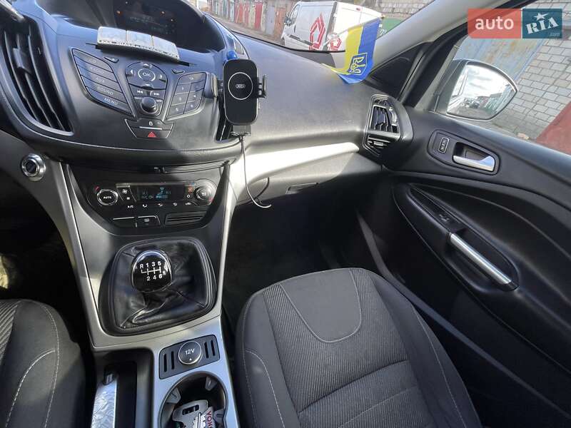 Позашляховик / Кросовер Ford Kuga 2013 в Дрогобичі