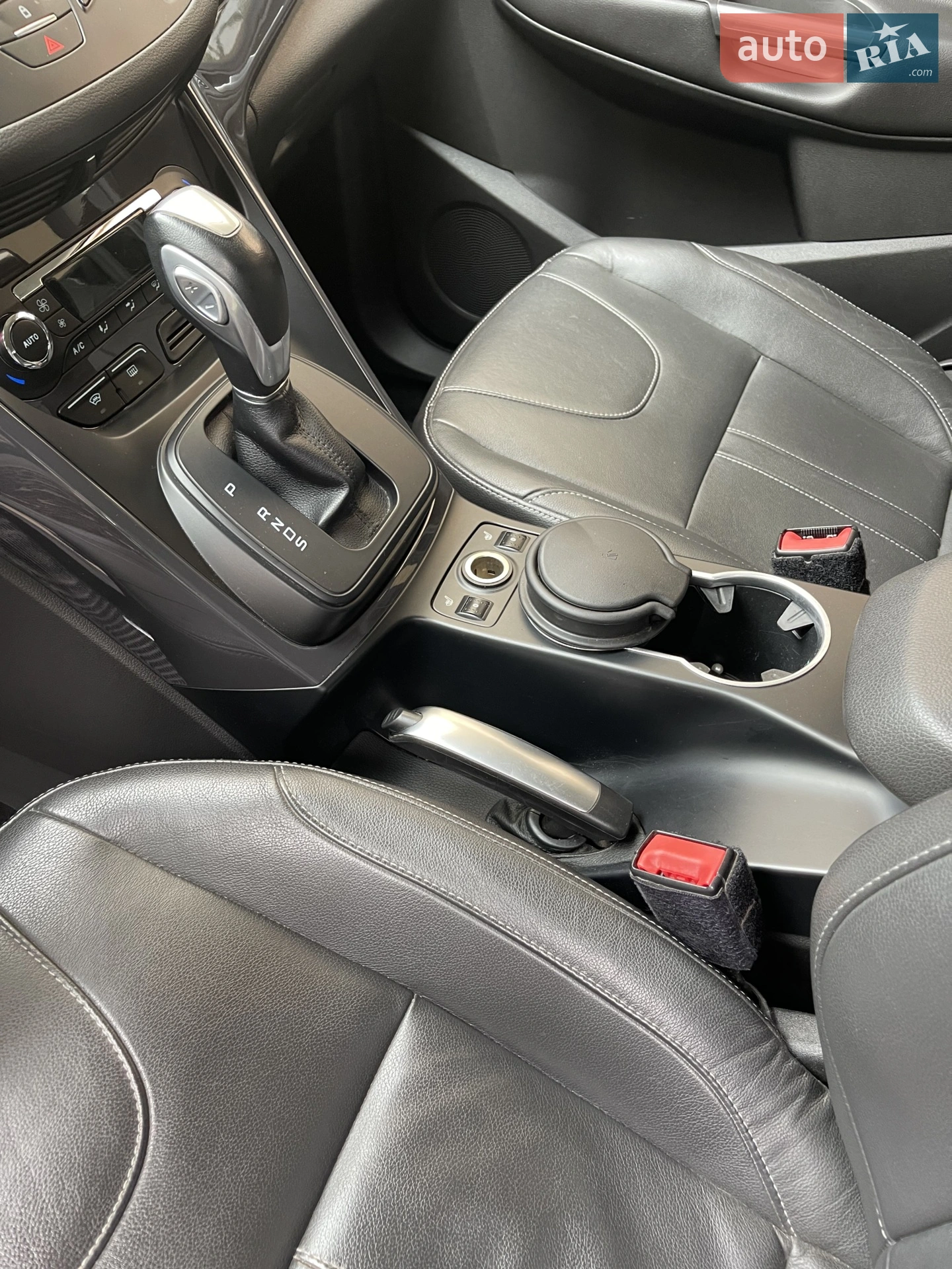 2014 Ford Kuga - мініатюра 13