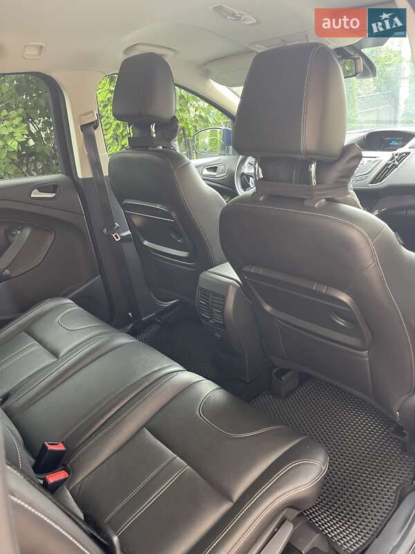 Внедорожник / Кроссовер Ford Kuga 2014 в Калуше