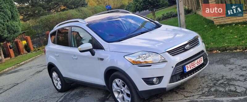 Позашляховик / Кросовер Ford Kuga 2009 в Києві