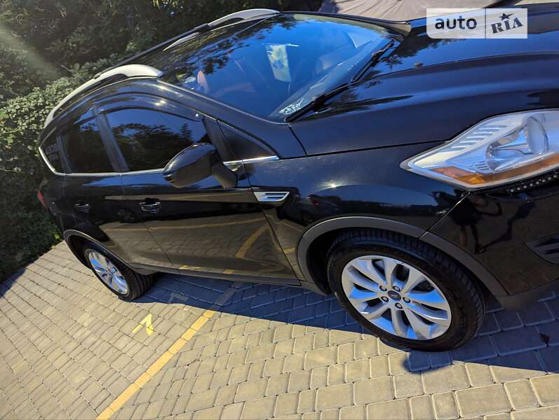 Внедорожник / Кроссовер Ford Kuga 2011 в Одессе