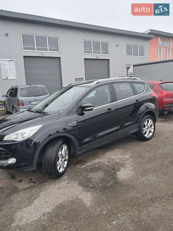 Внедорожник / Кроссовер Ford Kuga 2013 в Тернополе