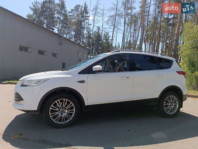 Внедорожник / Кроссовер Ford Kuga 2013 в Харькове