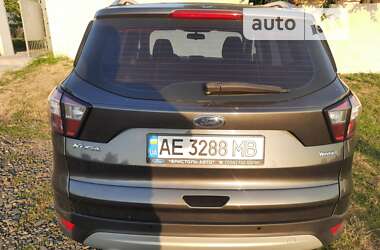 Внедорожник / Кроссовер Ford Kuga 2019 в 