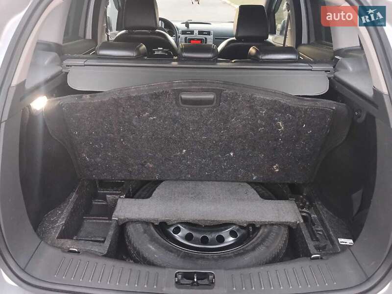 Внедорожник / Кроссовер Ford Kuga 2011 в Буче