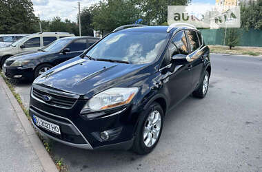 Позашляховик / Кросовер Ford Kuga 2011 в Полтаві