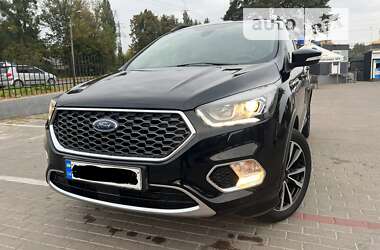 Позашляховик / Кросовер Ford Kuga 2017 в Рівному