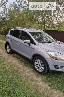 Внедорожник / Кроссовер Ford Kuga 2012 в Ивано-Франковске