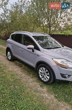 Позашляховик / Кросовер Ford Kuga 2012 в Івано-Франківську