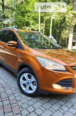 Внедорожник / Кроссовер Ford Kuga 2015 в Ивано-Франковске