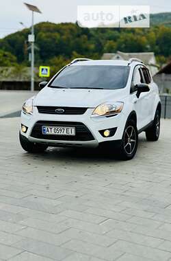 Позашляховик / Кросовер Ford Kuga 2011 в Яремчі