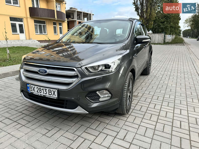 Внедорожник / Кроссовер Ford Kuga 2018 в Каменец-Подольском фото 2 Внедорожник / Кроссовер Ford Kuga 2018 в Каменец-Подольском
