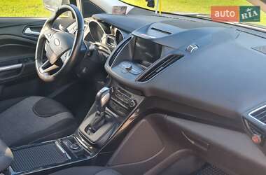 Внедорожник / Кроссовер Ford Kuga 2019 в 