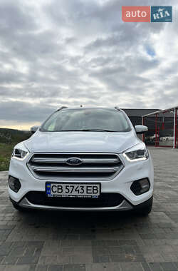 Внедорожник / Кроссовер Ford Kuga 2019 в Бершади