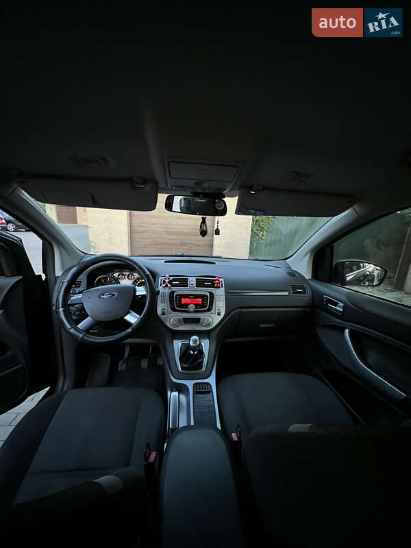 Внедорожник / Кроссовер Ford Kuga 2010 в Ужгороде