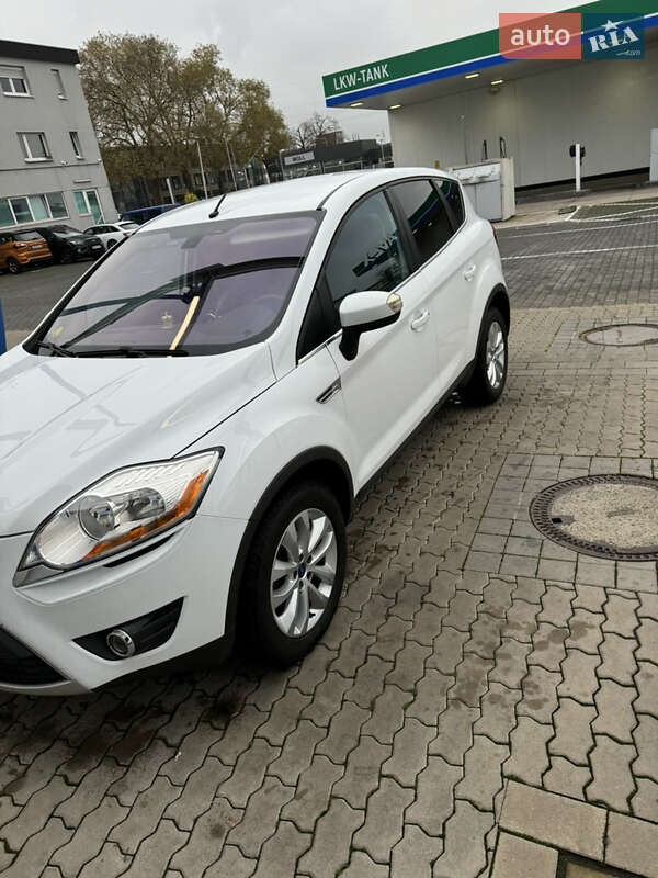 Внедорожник / Кроссовер Ford Kuga 2010 в Черновцах фото 6 Внедорожник / Кроссовер Ford Kuga 2010 в Черновцах
