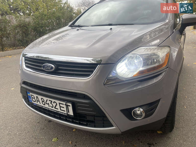 Внедорожник / Кроссовер Ford Kuga 2012 в Александрие