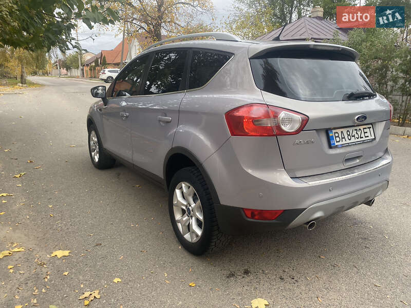 Внедорожник / Кроссовер Ford Kuga 2012 в Александрие