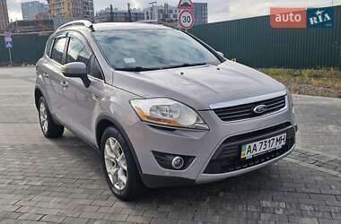 Внедорожник / Кроссовер Ford Kuga 2012 в Киеве