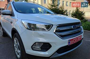 Позашляховик / Кросовер Ford Kuga 2019 в Полтаві