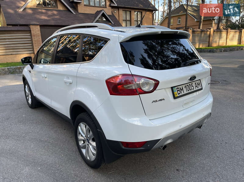 Внедорожник / Кроссовер Ford Kuga 2012 в Чернигове