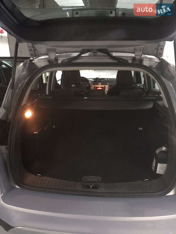 Позашляховик / Кросовер Ford Kuga 2011 в Львові
