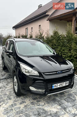 Внедорожник / Кроссовер Ford Kuga 2015 в Ужгороде