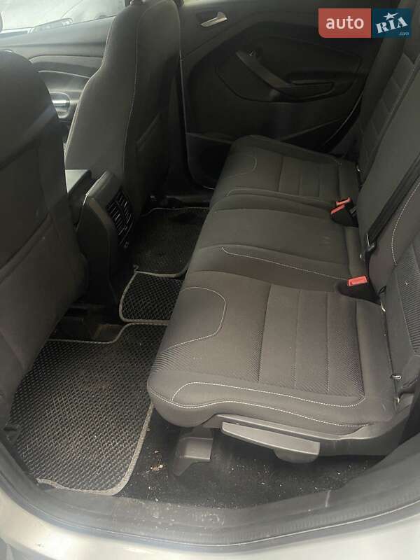 Внедорожник / Кроссовер Ford Kuga 2013 в Киеве