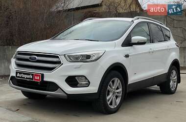 Внедорожник / Кроссовер Ford Kuga 2017 в Киеве