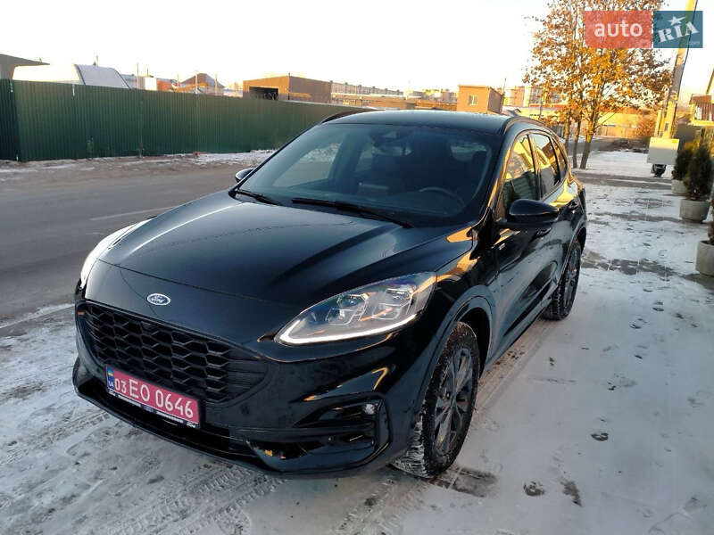 Позашляховик / Кросовер Ford Kuga 2023 в Києві